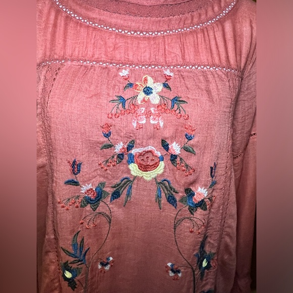 Altar’d State Chantel Boho Embroidered Dress Floral Flowy Medium - Picture 4 of 7